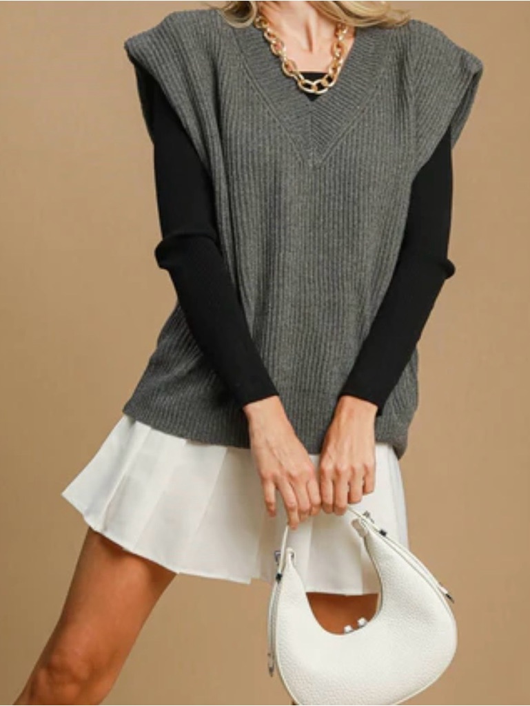 Umgee Gray Ribbed V-Neck Sweater Vest Large
